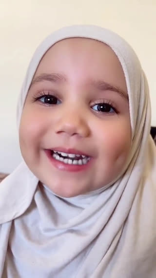 دختر کوچولو 
