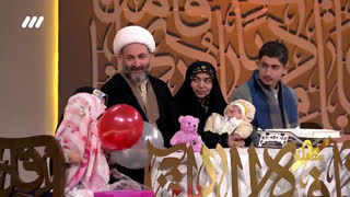 پای پدر و مادرش رو بوسید