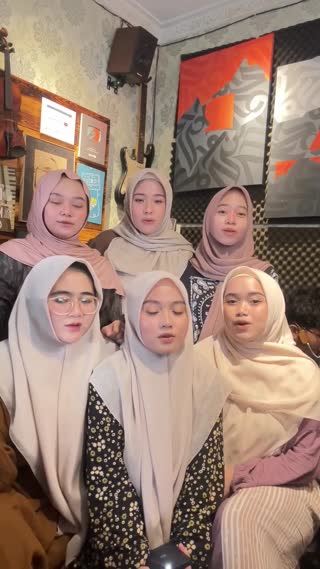 تواشیح بانوان نوجوان
