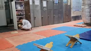 کلاس قرآن در باشگاه کاراته